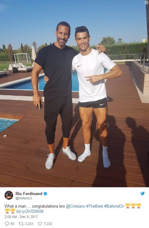 Cả khán phòng bật cười vì điều ước Giáng sinh của Ronaldo